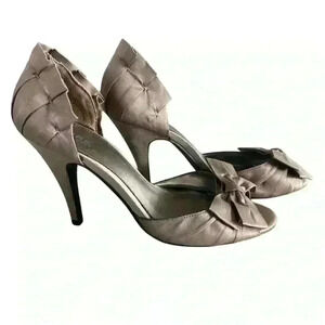 Alfred Sung Satin Heeled Formal with Bow Wedding Party Shoes  size 8 women’s